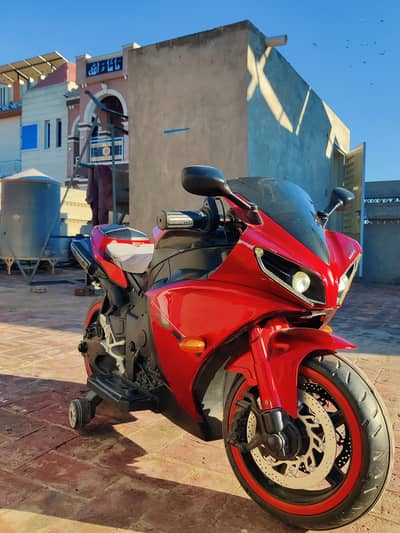 Yamaha R1 Latest Style with Handle Race Kids Ride on Bike