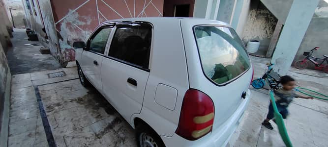 Suzuki alto 2012 model for slae