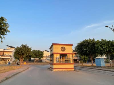 Prime 8 Marla Plot for Sale in Sector G | Immediate Possession & Utilities Paid | Best Location Bahria Enclave Islamabad