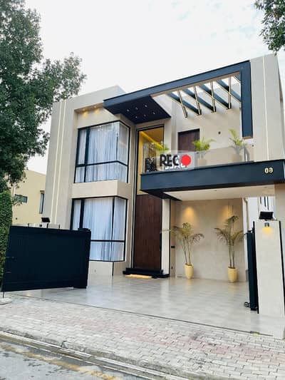 Top City 10 Marla House For Rent