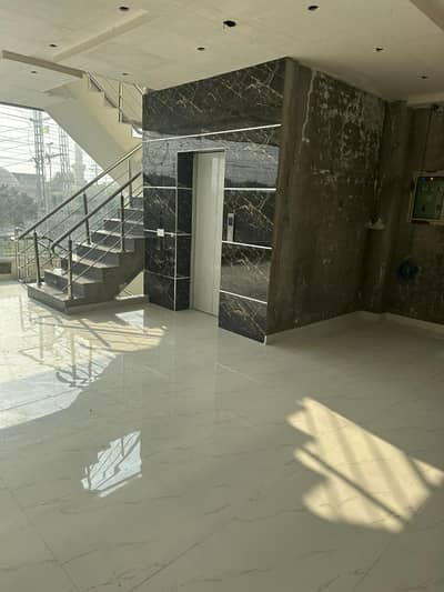 4 KANAL BUILDING FOR RENT 2 KANAL COVERED AREA 2 KANAL PARKING