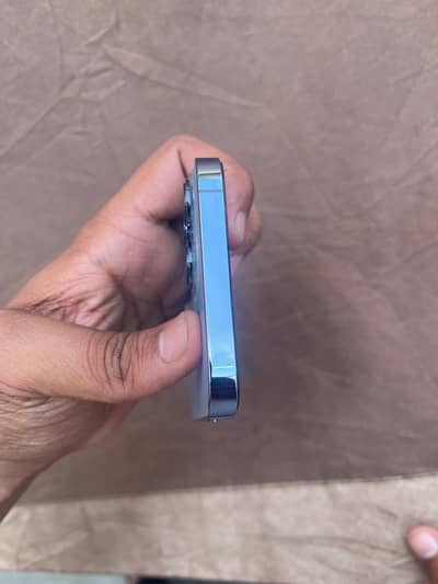 iphone 13pro max pta approved 10/10 condition koi scratch ni ha