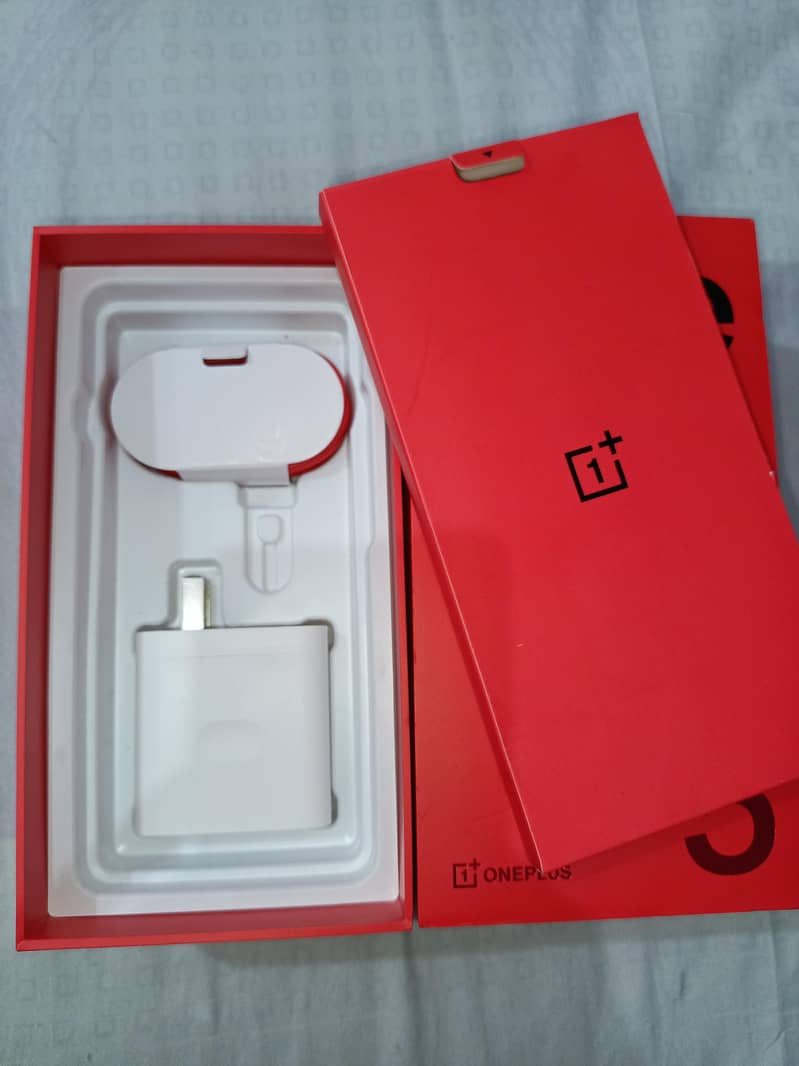 OnePlus Ace 5 1