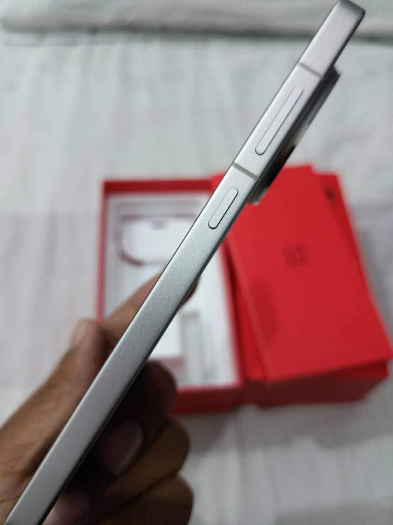 OnePlus Ace 5 5