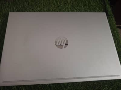 HP corei5 8 generation 450 G6 in 10/10 condition  plus finger print