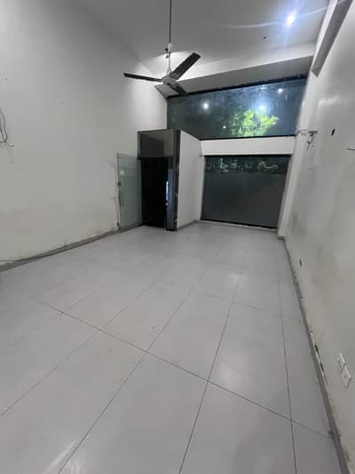 Showroom Available For Rent At Ittihad Commercial