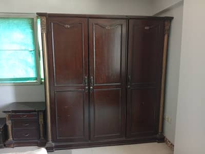 Classic Wooden Bedroom Set for Sale (Bed, Wardrobe & Side Tables)