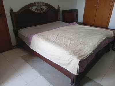 Classic Wooden Bedroom Set for Sale (Bed, Wardrobe & Side Tables)