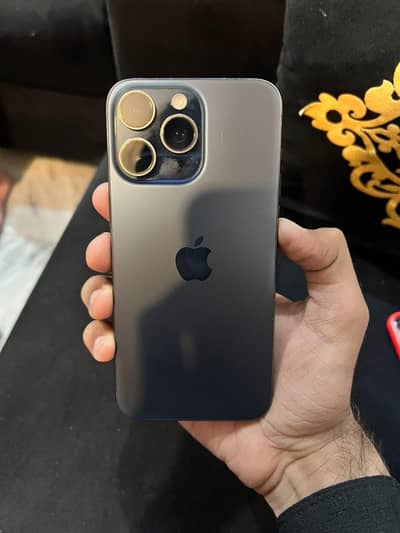 IPHONE 15 pro Max 256gb jv