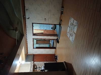 6 MARLA BRAND NEW UPPER AVALIABLE FOR RENT ALL FACILITIES AVALAIBLE NEAR UMT UNIVERSTY E. T. C