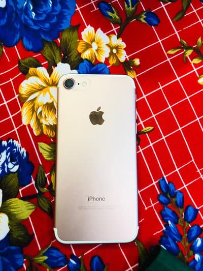 IPHONE 7 NON PTA EXCELLENT CONDITION
