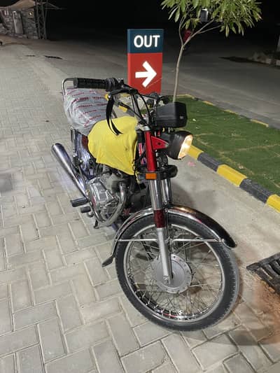 I’m selling my Honda 125(18) Model