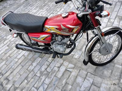Honda 125 24/25 model 03421687567