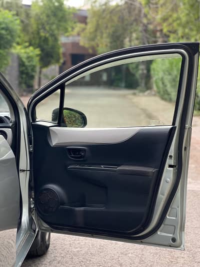 Toyota vitz 2014/2018