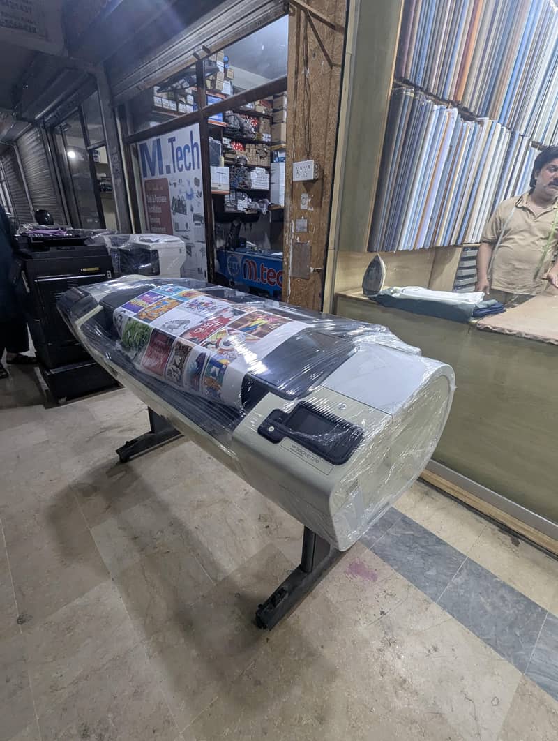 HP DesignJet T790  Plotter Professional Use 2