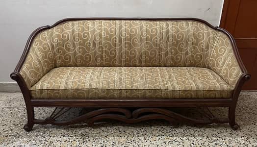 Classic 5-Seater Wooden Sofa Set (3+1+1) – Traditional Design