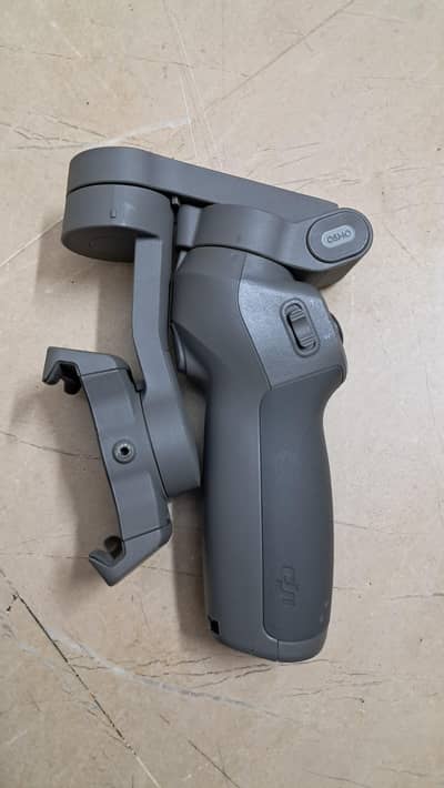DJI Osmo Mobile 3