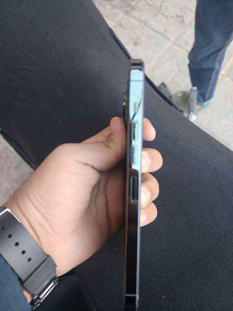 IPHONE 13 PRO MAX 11