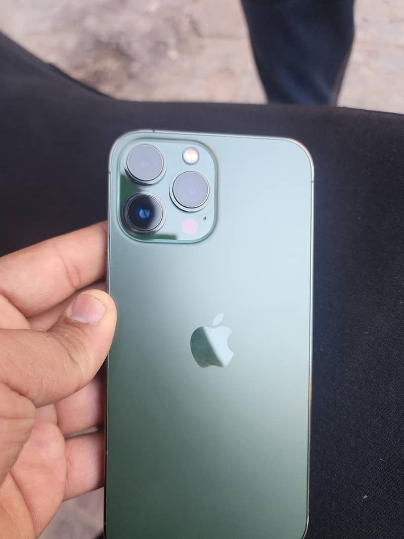 IPHONE 13 PRO MAX 12