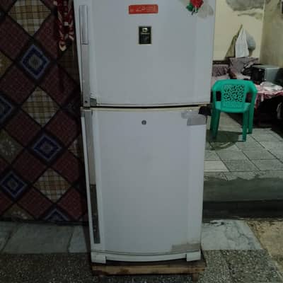 aik adad medium size refrigerator