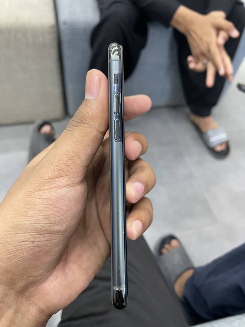 Iphone 11 pro 7