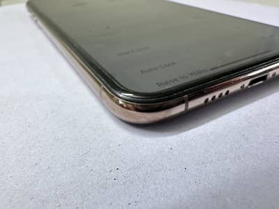 100% original waterpack iPhone XS Max pta approved 64gb