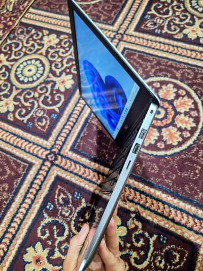 Dell inspiron 5370 Core i7 8Gen Exchang mobile another laptop possible