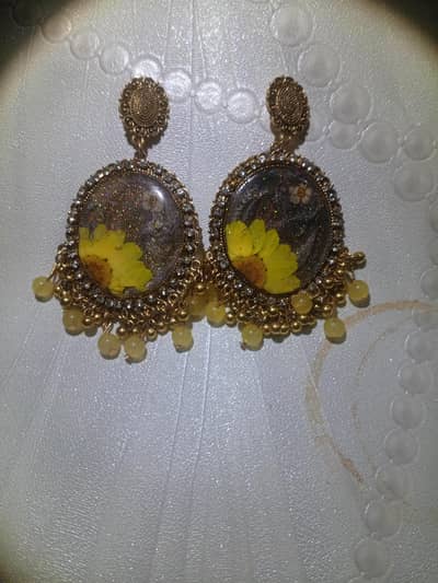 Resin jhumkas