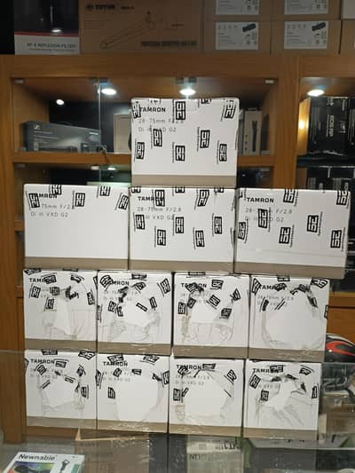 TAMRON 28-75mm F/2.8