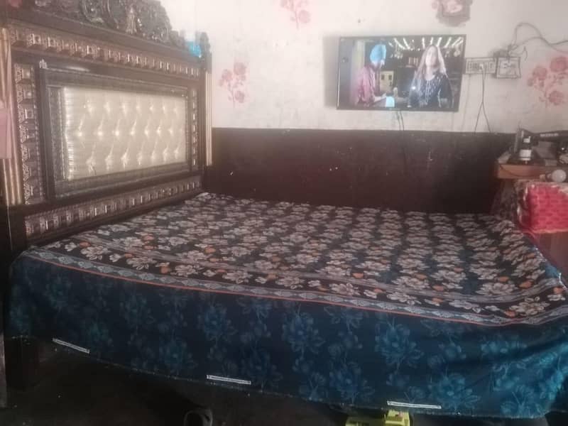 سیل لوھے کا بیڈ ھے ساتھ میٹرس کے 5