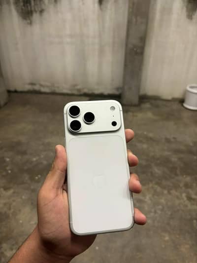 iphone 17 pro max factory unlock