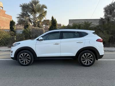 Hyundai Tucson FWD