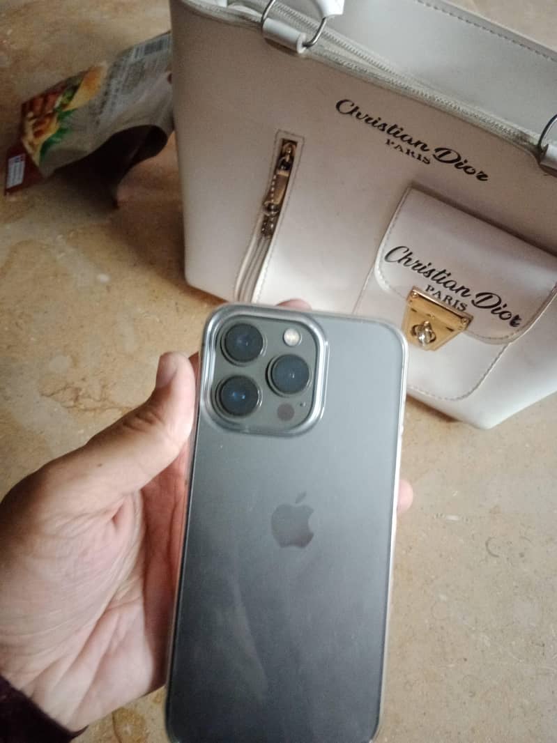 iphone 13 pro 0
