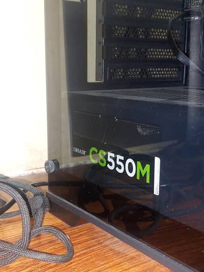 corsair cs550m 80+ gold psu