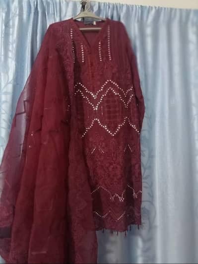 Sadabahar 2 piece suit| Maroon color | Good condition