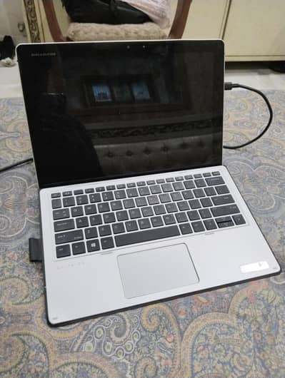 HP Elite x2 1012 G2 (Core i5 7th Gen)