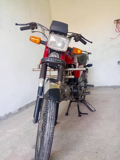 United 70 fore aale  +923341928294