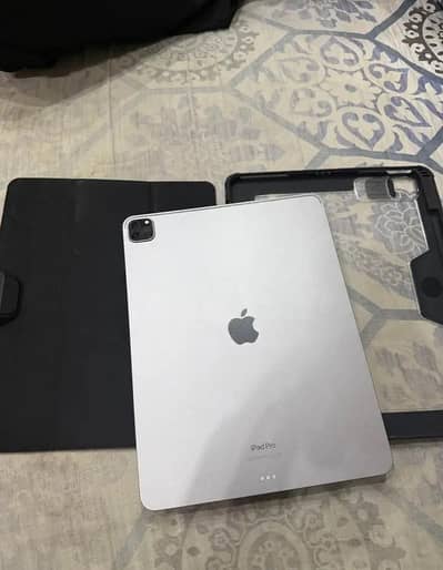 Apple iPad Pro M2