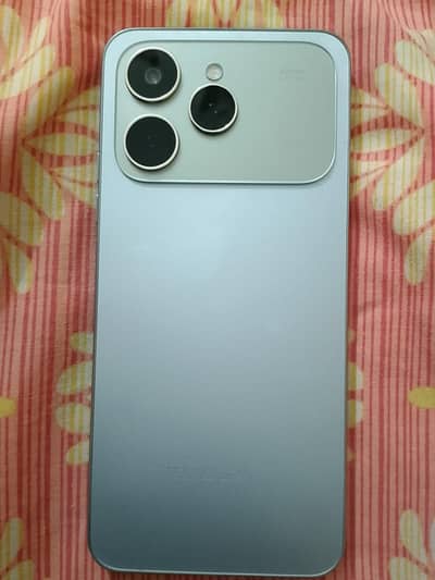 techno spark 40 6 128 lush condition 10 month warranty