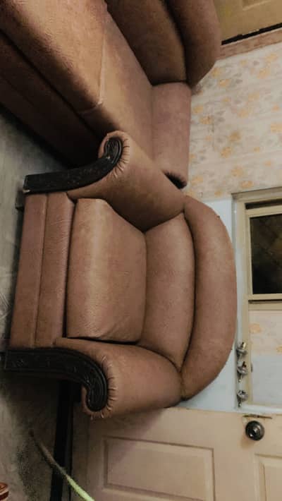 Genuine leather nd strong original wood sofa set for sale