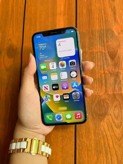 Iphone X PTA appored 256GB My Whatsapp number 0329-70-46-121