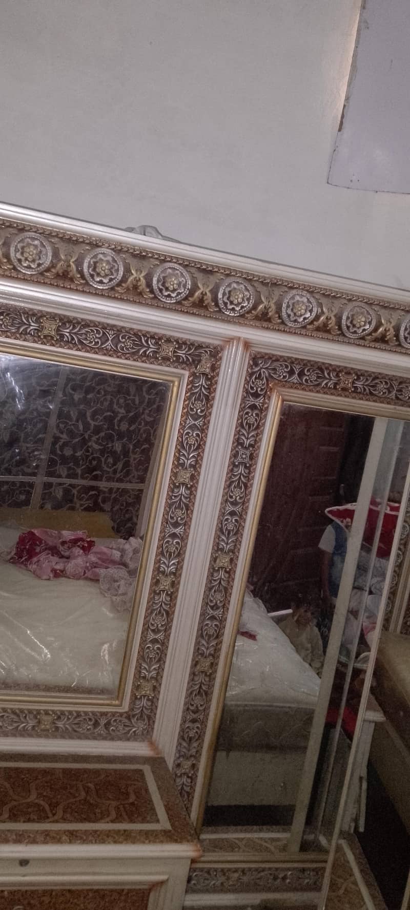 dressing table or side draz 1