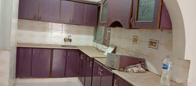 2BL 700 SQFT 2 FLOOR GOOD CONDITION SWEET WATER. . .