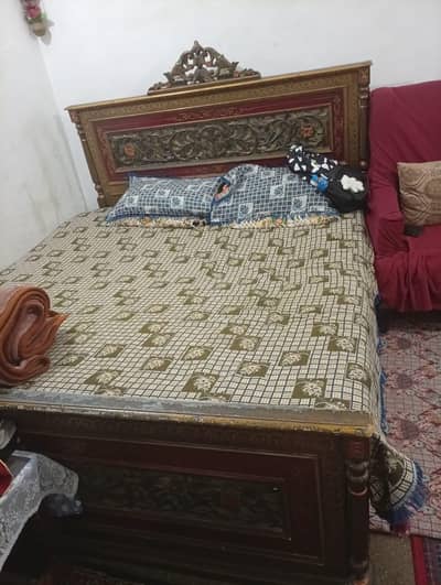king size bed with mattress