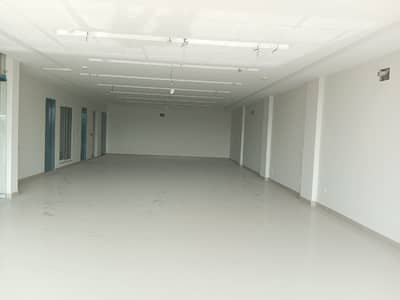 04 MARLA BRAND NEW PLAZA AT COMMERCIAL BROADWAY PHASE 08