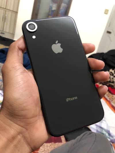 Apple iPhone XR Jv 64GB BH 91% almost New with original cable