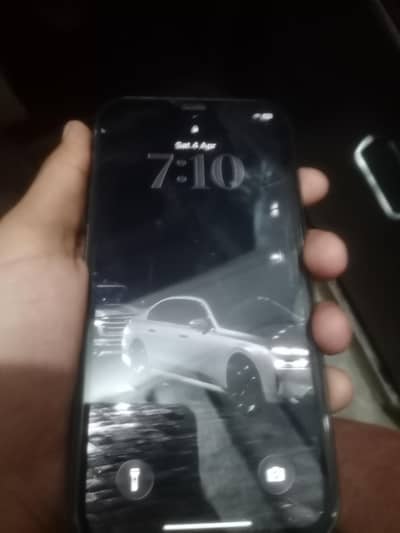 IPHONE 11 64 GB LUSH CONDITION