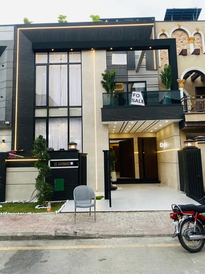 5 Marla Beautiful House For Sale In Bahria Orchard Lahore Phase 1 Eastern Extension Block | Prime Location