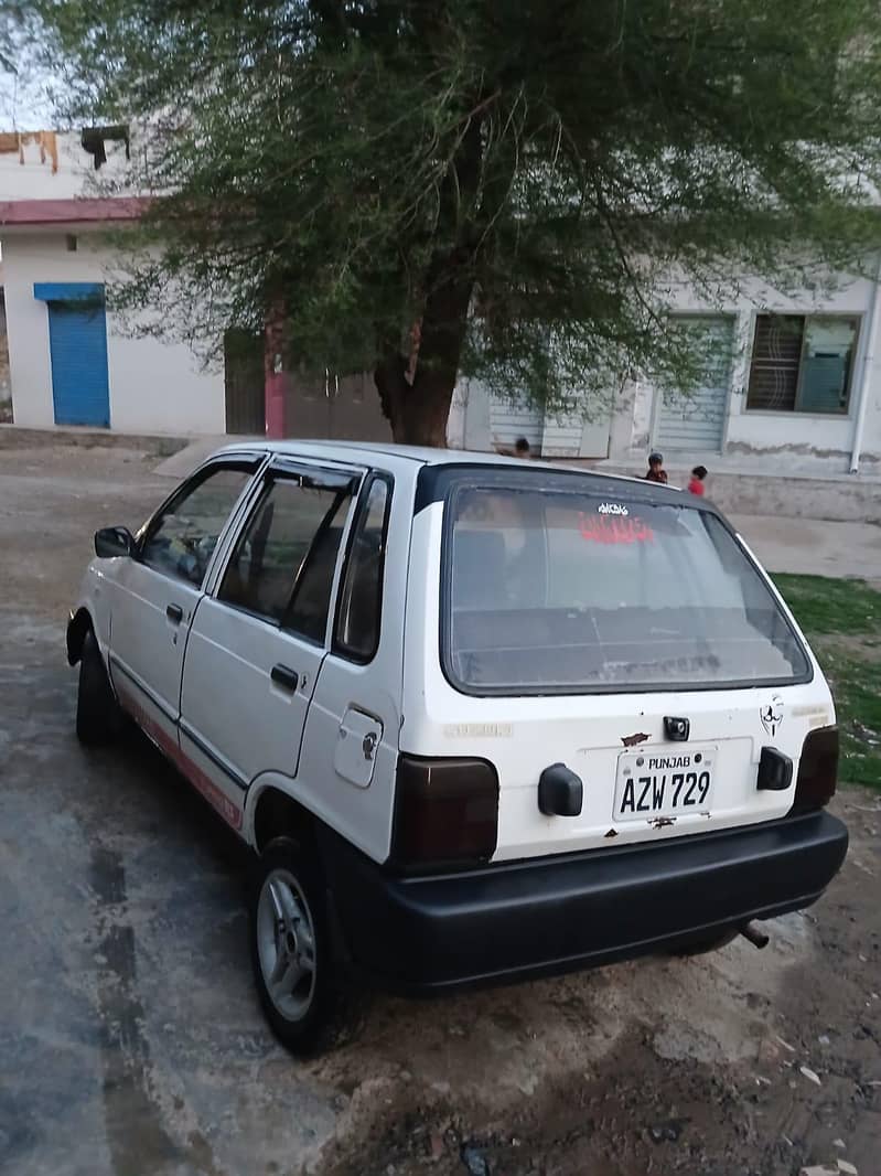 white mehran car 4