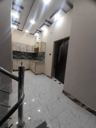 2 Marla house for sale 80 Lac